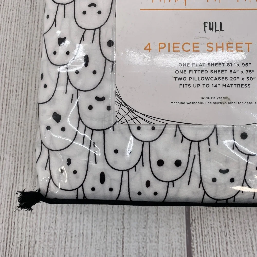 Trick or Treat Ghost Sheet Set FULL White Black Halloween Spooktacular Spooky